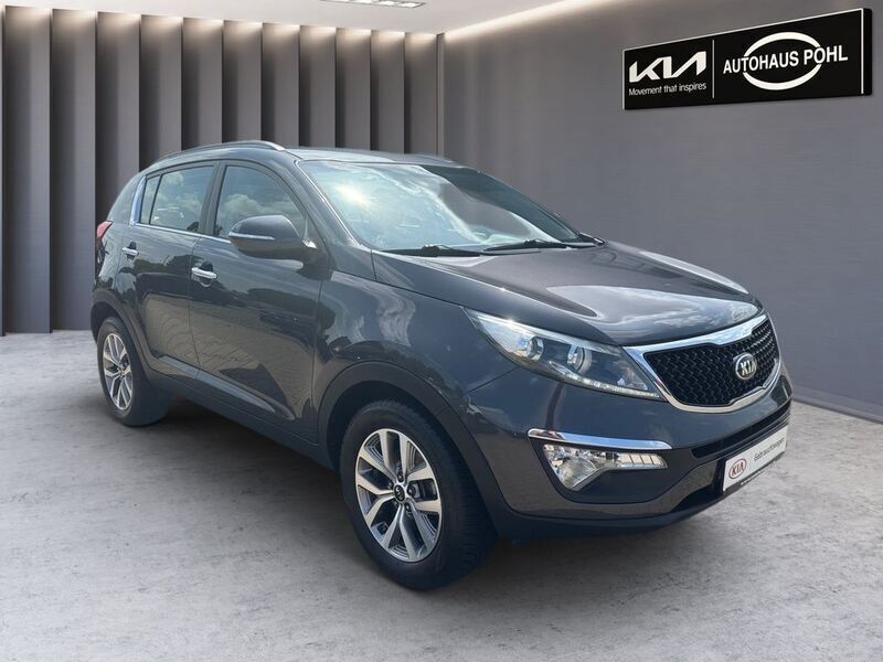Grau Gebraucht 2015 Kia Sportage Vision SUV | 12.990 € (Fairer Preis) - Bild 1/4