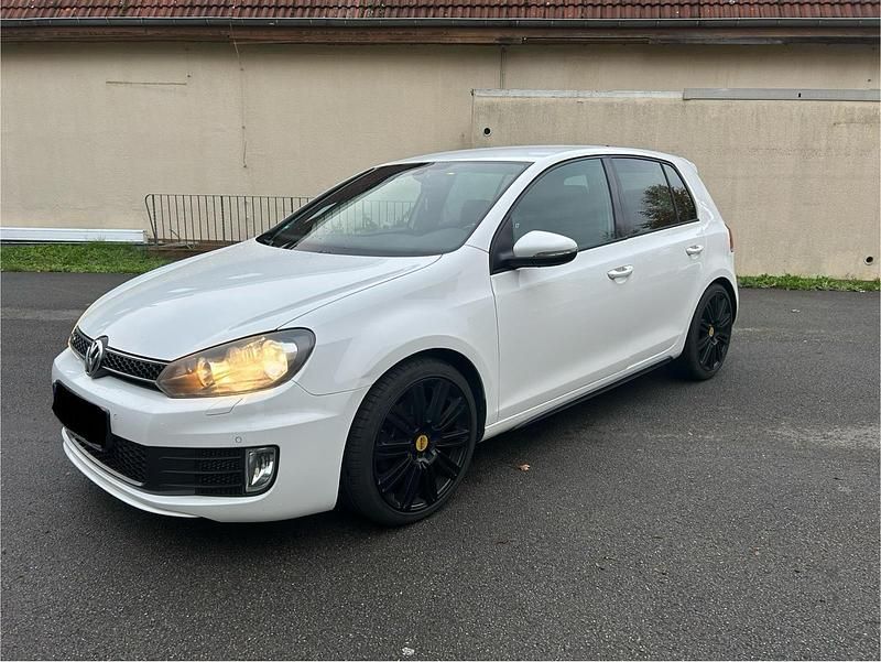 Weiß Gebraucht 2012 VW Golf VI GTD Limousine | 6.450 € (Fairer Preis) - Bild 1/4