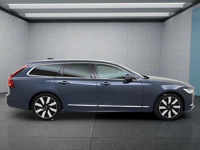 Second-hand Volvo V90 455 CP (334 kW) 2025 Albastru Break