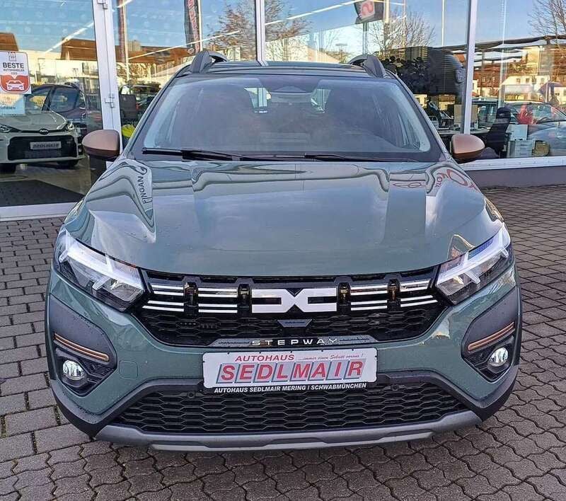 Safarigrün Neu 2024 Dacia Sandero Extreme Kleinwagen | 19.680 € (Fairer Preis) - Bild 1/4