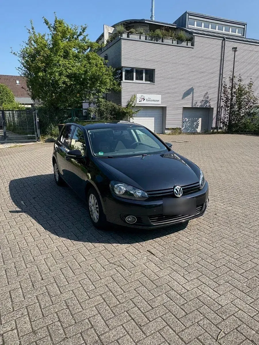 Gebraucht VW Golf VI 86 PS (63 kW) 2010 Schwarz Kleinwagen