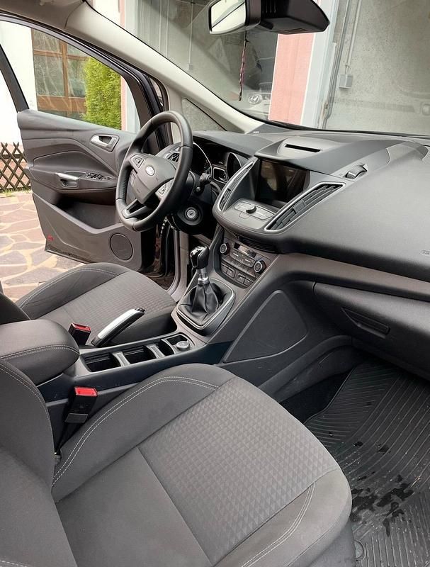 Gebraucht Ford Grand C-Max 125 PS (91 kW) 2018 Schwarz Van / Kleinbus
