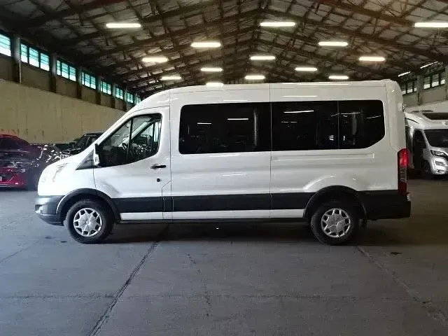 Gebraucht Ford Transit Trend 131 PS (96 kW) 2018 Weiß Kombi
