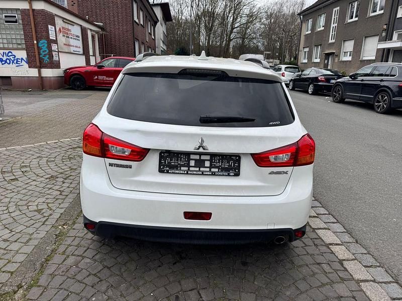 Gebraucht Mitsubishi ASX 150 PS (110 kW) 2017 Weiß SUV