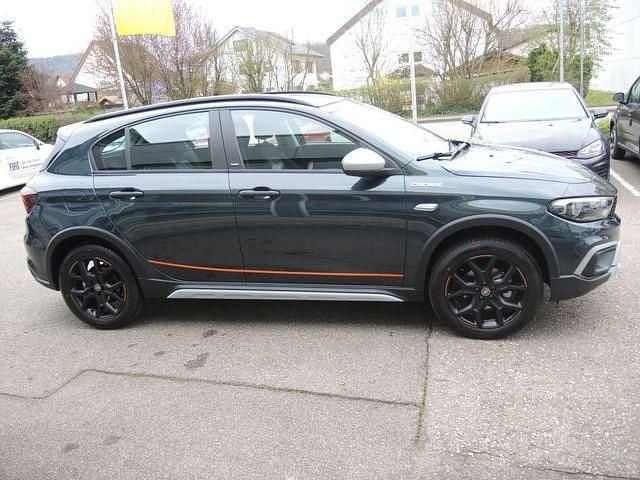 Gebraucht Fiat Tipo Garmin 131 PS (96 kW) 2023 Grün Limousine