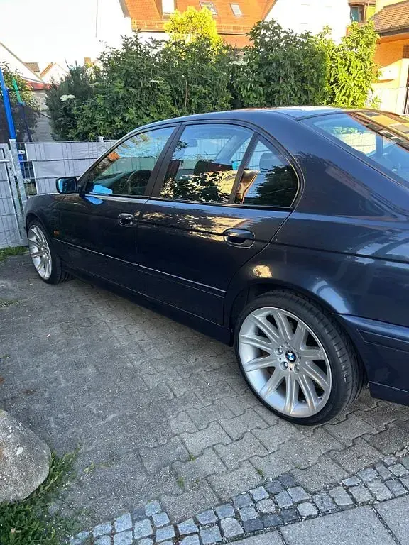 Gebraucht BMW 525 192 PS (141 kW) 2002 Blau Limousine