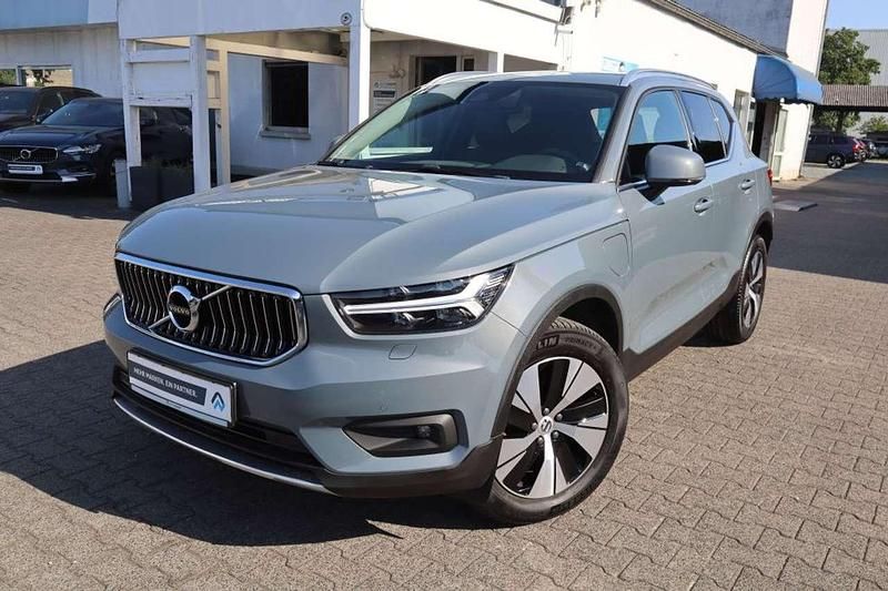 Thunder grey Gebraucht 2022 Volvo XC40 Core SUV | 31.485 € (Superpreis) - Bild 1/2