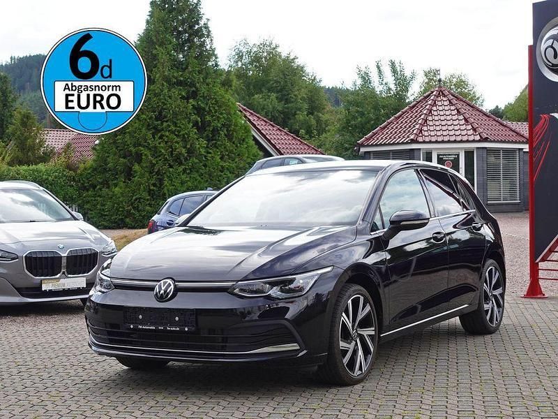 Schwarz Gebraucht 2021 VW Golf VIII Style Limousine | 26.990 € (Guter Preis) - Bild 1/4