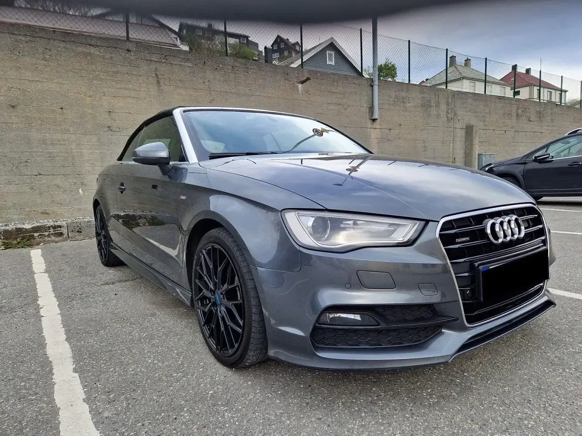 Gebraucht Audi A3 Cabriolet Ambition 179 PS (131 kW) 2015 Grau Cabrio