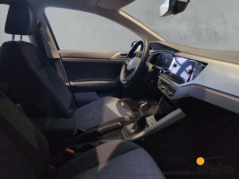 Gebraucht VW Polo Move 95 PS (69 kW) 2024 Schwarz Kleinwagen
