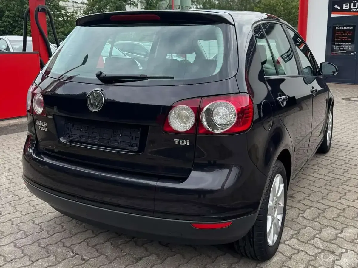 Gebraucht VW Golf Plus Cross 105 PS (77 kW) 2005 Schwarz Limousine