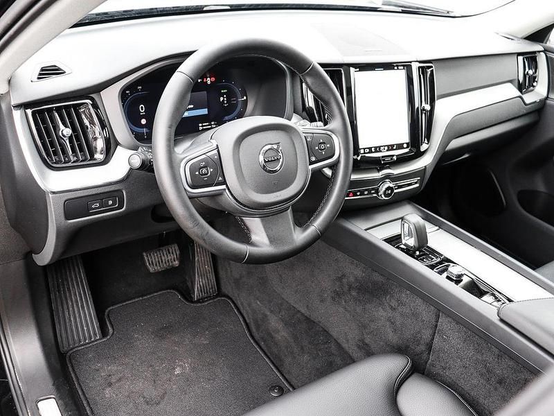 Gebraucht Volvo XC60 Core 398 PS (292 kW) 2025 Onyx black / metallic SUV