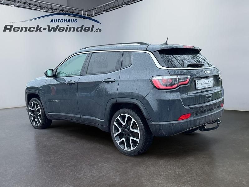 Gebraucht Jeep Compass Limited 140 PS (102 kW) 2018 Grau SUV