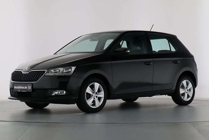 Schwarzmagic perleffekt Gebraucht 2018 Skoda Fabia Cool Plus Kleinwagen | 10.889 € (Etwas zu teuer) - Bild 1/4