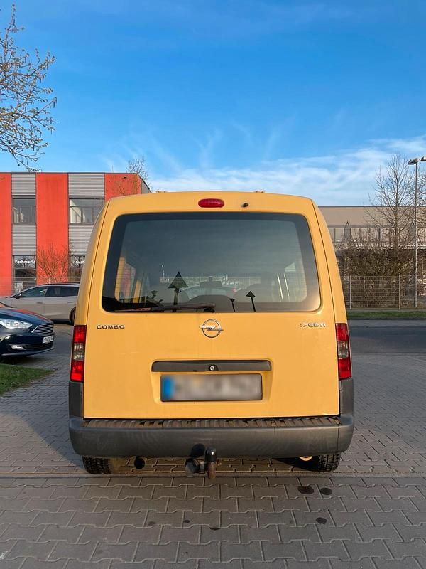 Gebraucht Opel Combo 101 PS (74 kW) 2004 Gelb Van / Kleinbus