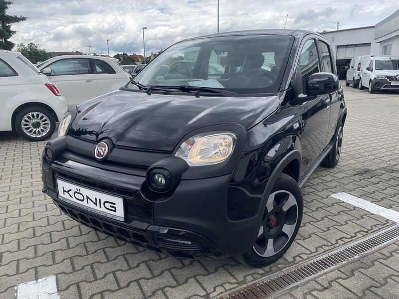 Schwarz Gebraucht 2023 Fiat Panda Cross Cross Kleinwagen | 12.999 € (Fairer Preis) - Bild 1/4