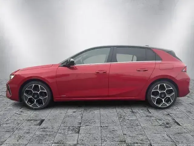 Gebraucht Opel Astra Ultimate 205 PS (150 kW) 2022 Rot Limousine