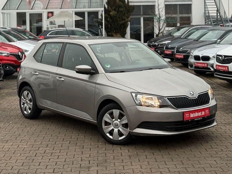 Gebraucht Skoda Fabia Ambition 90 PS (66 kW) 2017 Beige Limousine