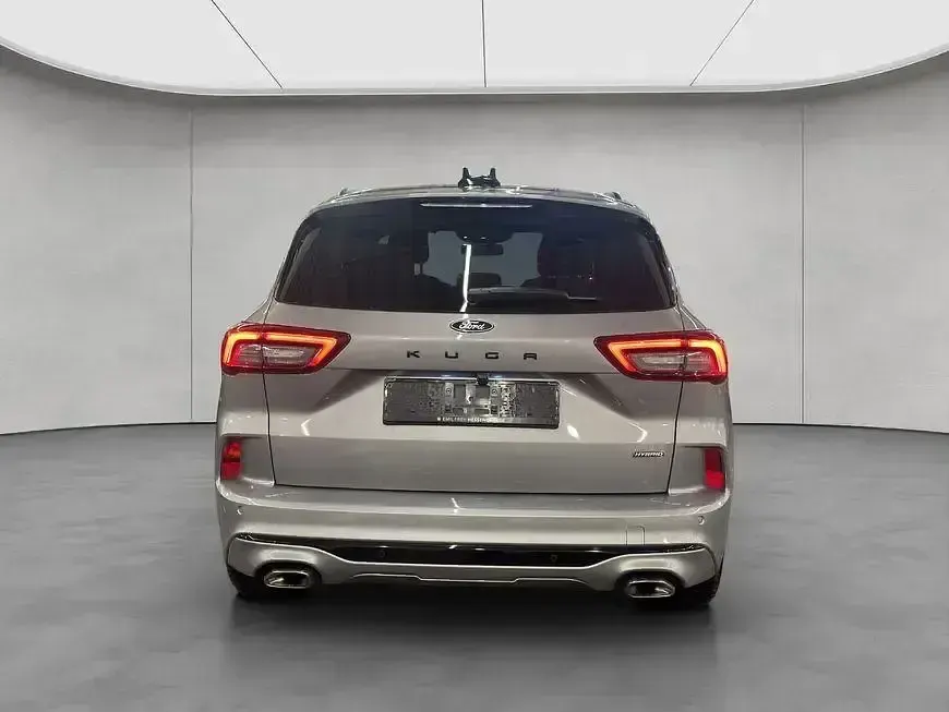 Gebraucht Ford Kuga ST-Line X 184 PS (135 kW) 2024 Solar silver metallic SUV