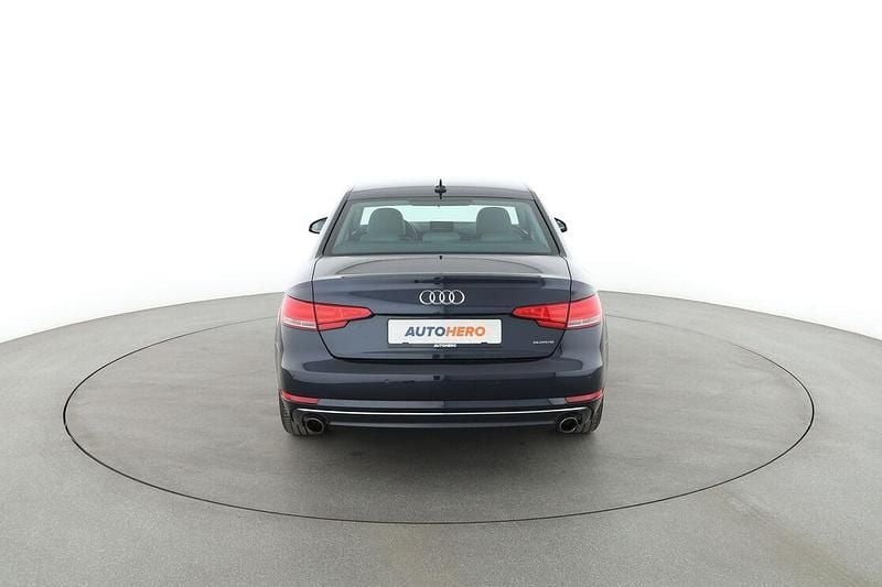 Gebraucht Audi A4 Design 252 PS (185 kW) 2018 Blau Limousine