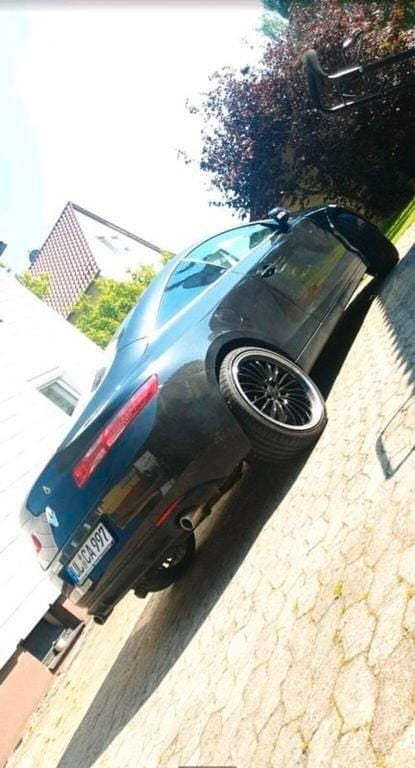 Gebraucht Renault Laguna III 178 PS (130 kW) 2013 Schwarz Coupé