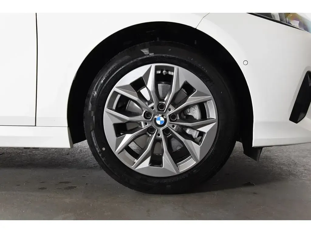 Brugt BMW 120 Performance 156 HK (114 kW) 2025 Hvid Hatchback