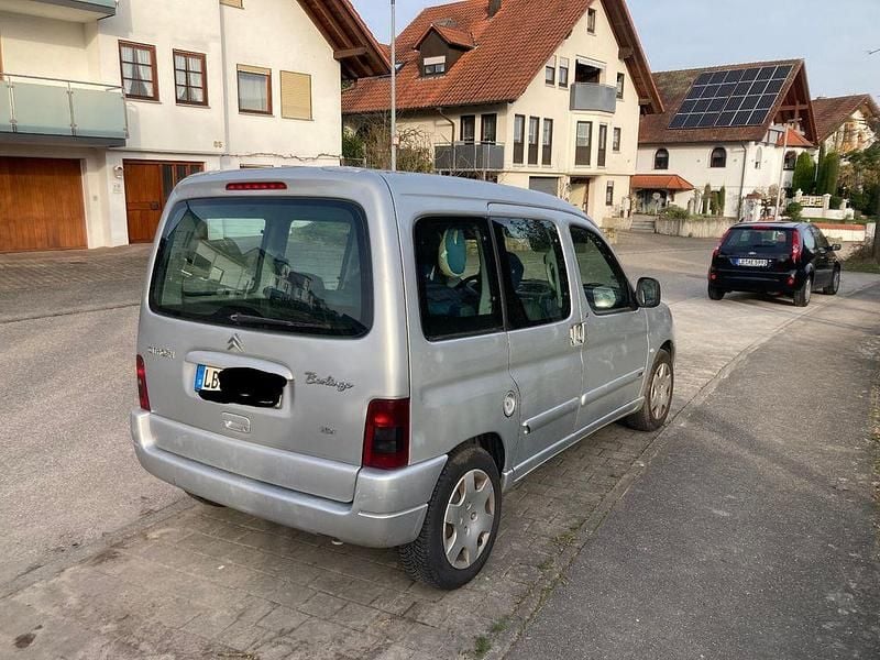 Gebraucht Citroën Berlingo 90 PS (66 kW) 2005 Silber Van / Kleinbus