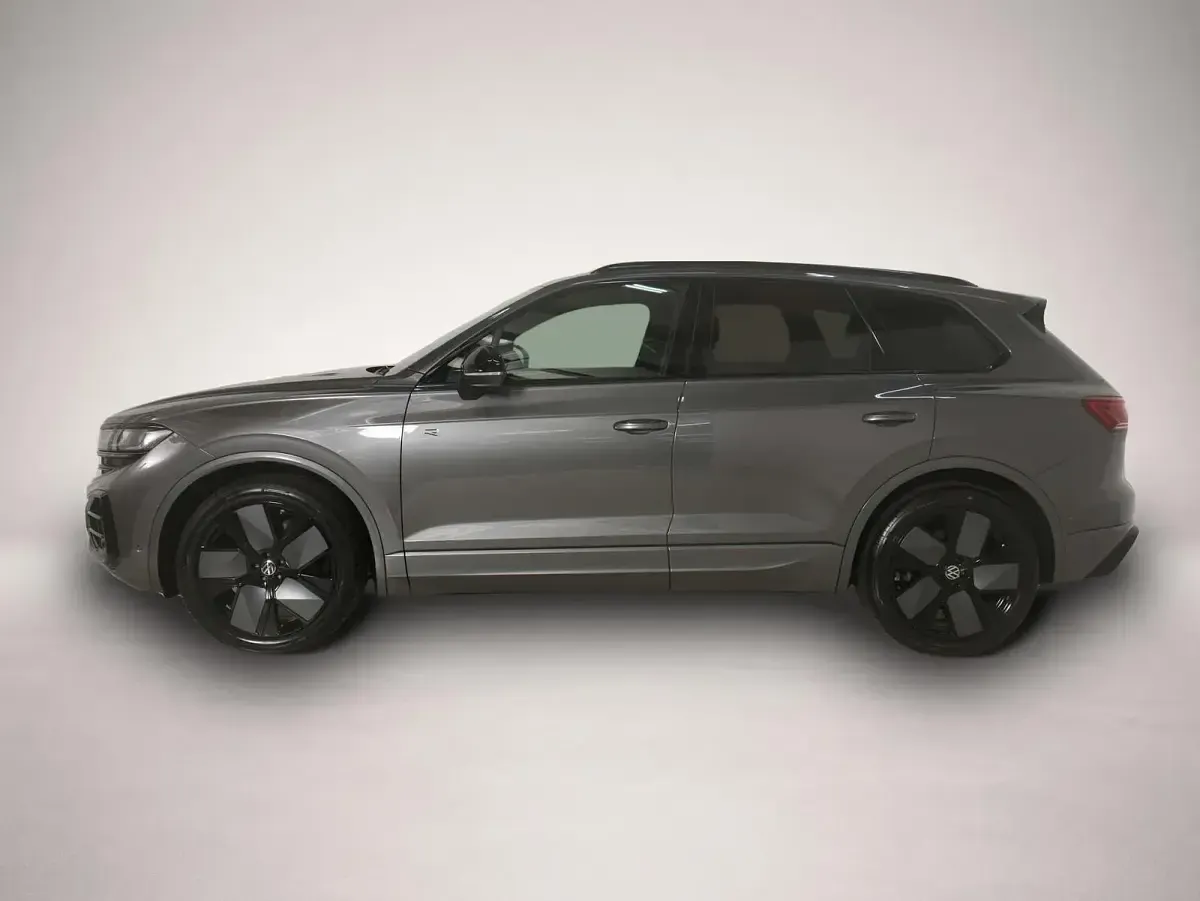 Gebraucht VW Touareg Style 286 PS (210 kW) 2025 Manufacturer SUV
