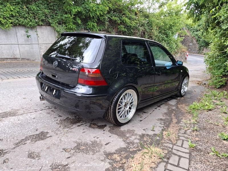 Gebraucht VW Golf IV GTI 179 PS (131 kW) 2001 Schwarz Limousine