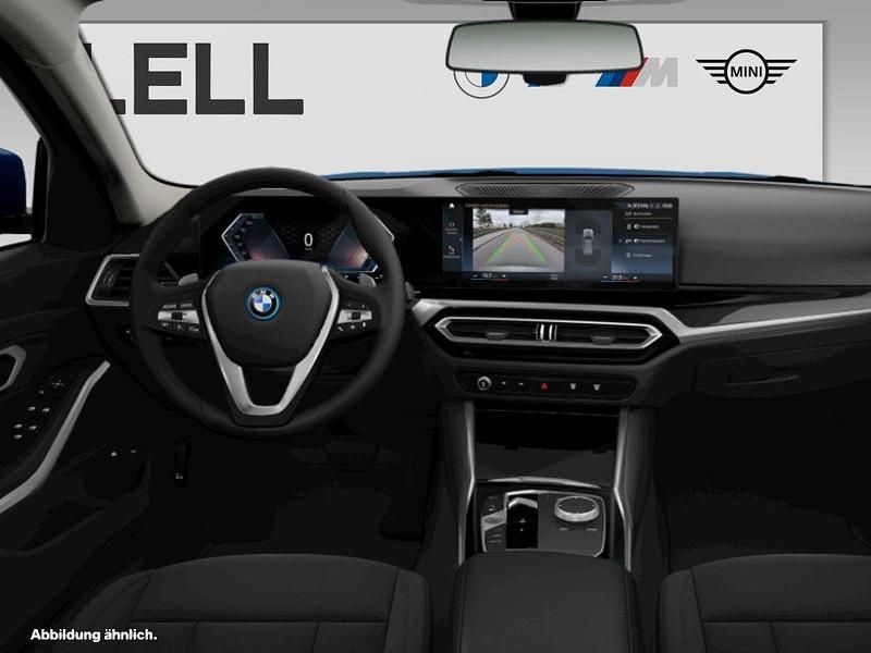 Gebraucht BMW 320e 163 PS (119 kW) 2022 Blau Kombi