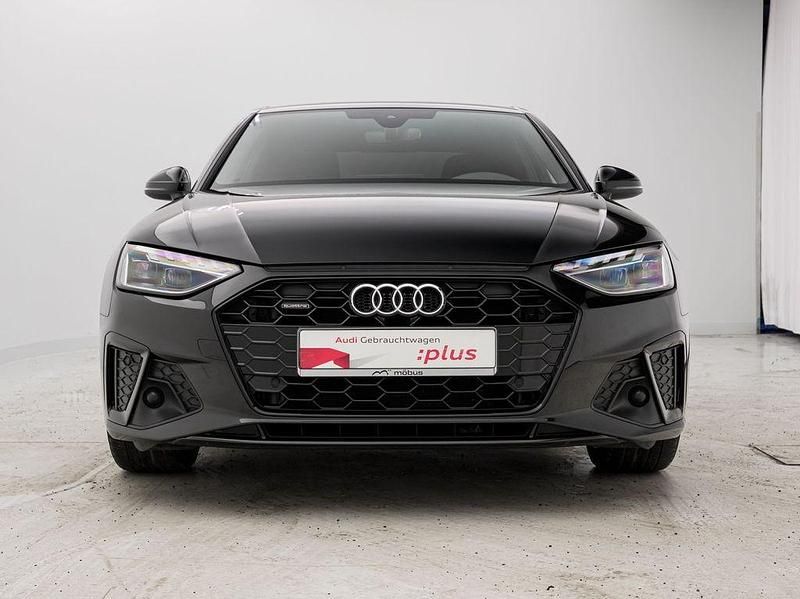 Gebraucht Audi A4 S-Line 204 PS (150 kW) 2023 Mythosschwarz metallic Limousine