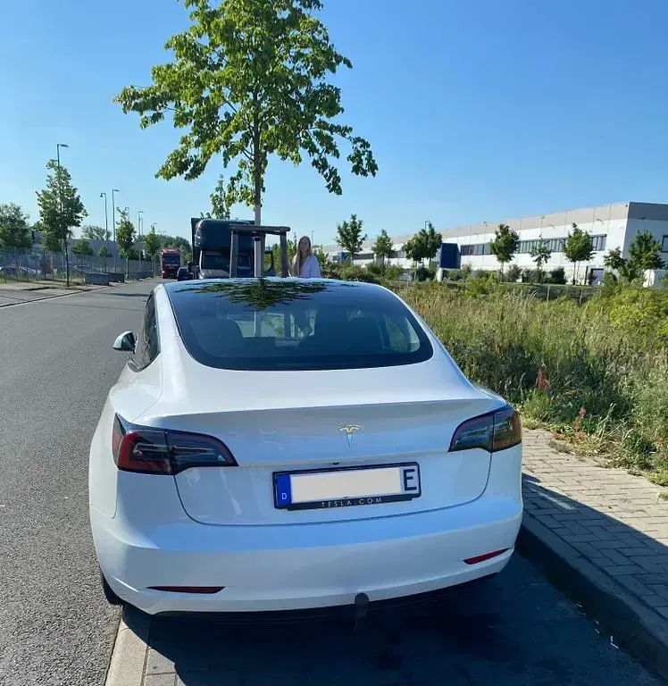 Usado Tesla Model 3 RWD 225 kW (306 CV) 2022 Blanco Berlina