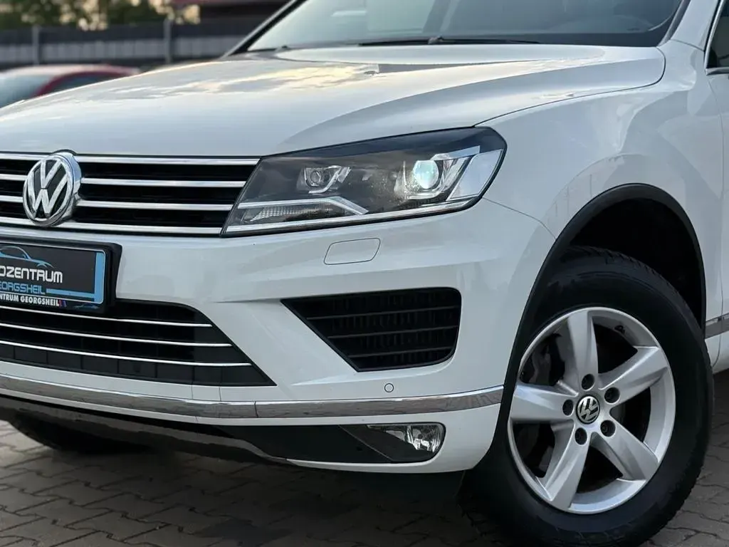 Używany VW Touareg 262 KM (192 kW) 2017 Biały SUV