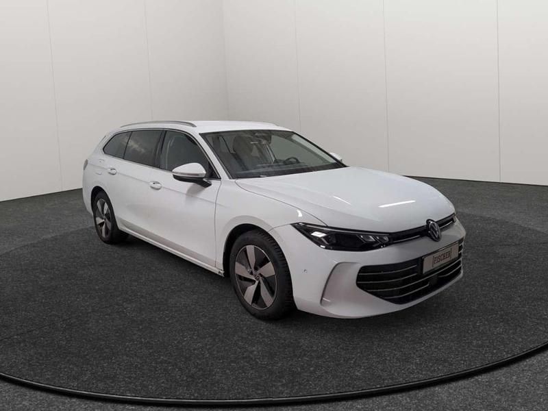 Gebraucht VW Passat Business 150 PS (110 kW) 2025 Weiss Kombi