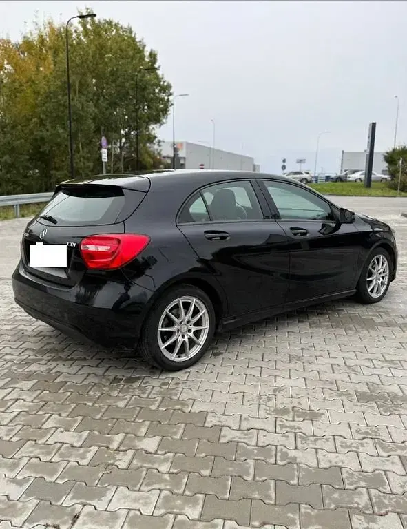 Gebraucht Mercedes A200 136 PS (100 kW) 2014 Schwarz Kleinwagen