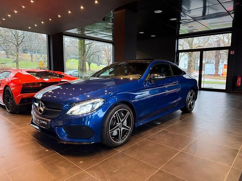 Blau Gebraucht 2017 Mercedes C300 AMG Coupé | 24.290 € (Fairer Preis) - Bild 1/4
