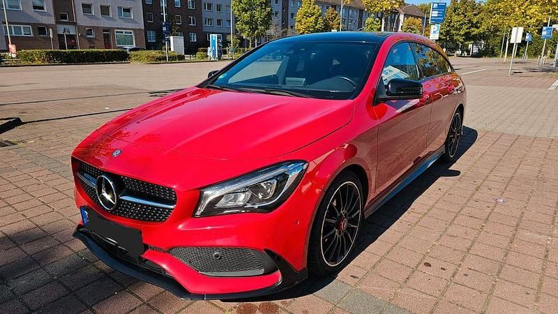 Rot Gebraucht 2016 Mercedes CLA200 AMG Kombi | 19.900 € - Bild 1/4