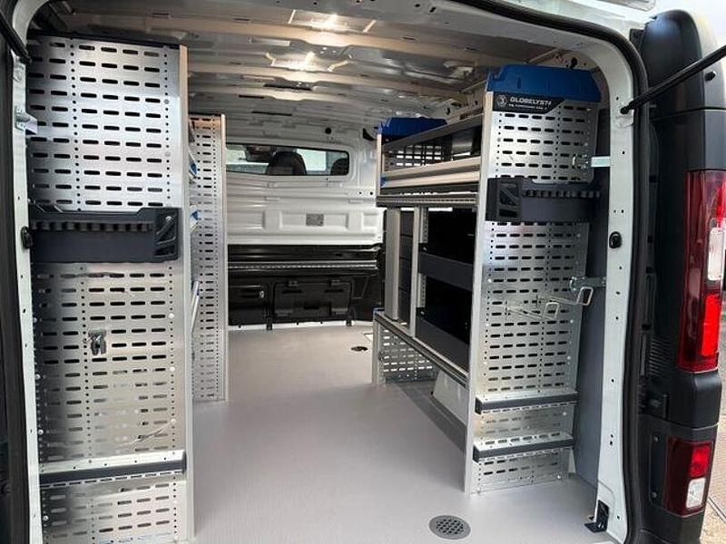 Gebraucht Renault Trafic Komfort 131 PS (96 kW) 2022 Weiß Van / Kleinbus