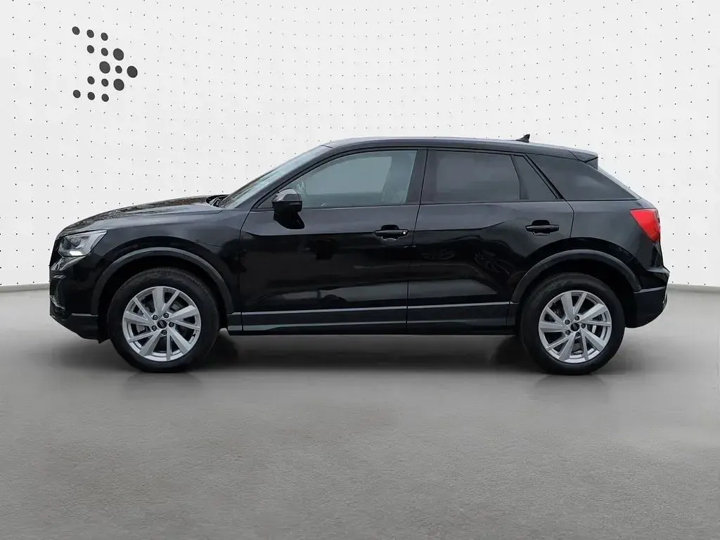 Używany Audi Q2 Advanced 190 KM (139 kW) 2025 Czarny SUV