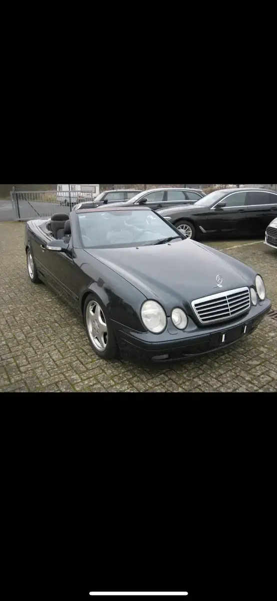 Gebraucht Mercedes CLK230 AMG 193 PS (141 kW) 2000 Blau Cabrio