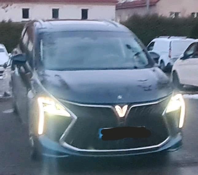 Gebraucht DFSK Forthing 4 177 PS (130 kW) 2024 Grün Limousine