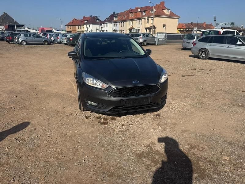 Gebraucht Ford Focus Business Edition 101 PS (74 kW) 2017 Schwarz Kombi