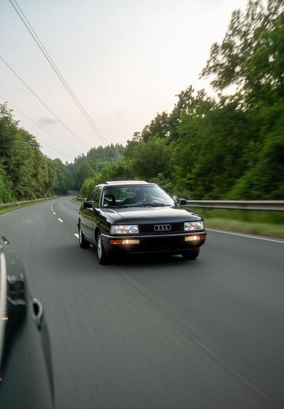 Schwarz Gebraucht 1989 Audi 90 Limousine | 9.500 € - Bild 1/4