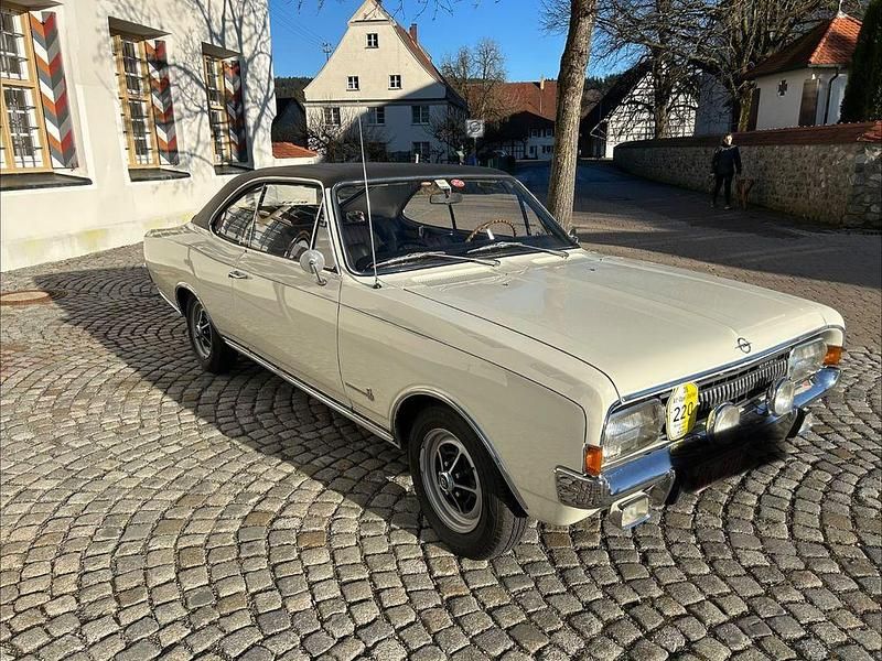 Gebraucht Opel Commodore 116 PS (85 kW) 1967 Weiß Coupé