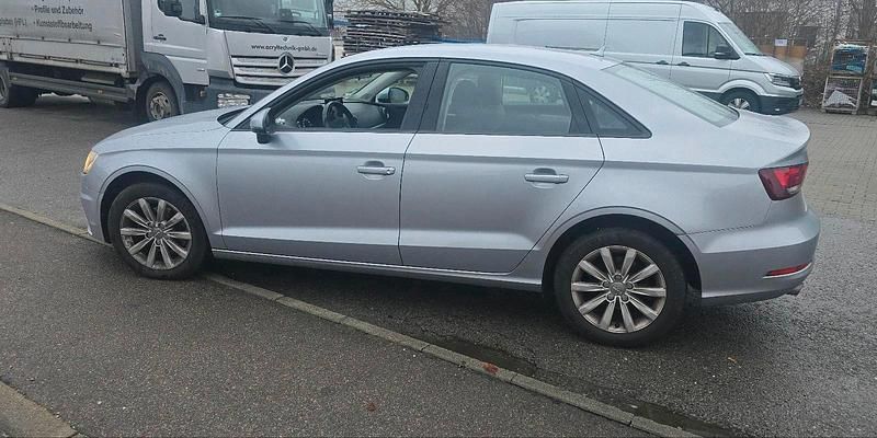 Gebraucht Audi A3 150 PS (110 kW) 2015 Silber Limousine