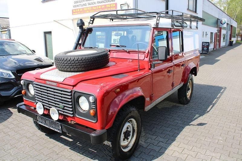 Gebraucht Land Rover Defender 122 PS (89 kW) 1999 Rot (metallic) Kombi