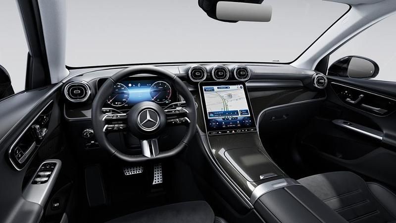 Gebraucht Mercedes GLC220 AMG 197 PS (144 kW) 2023 Gray SUV