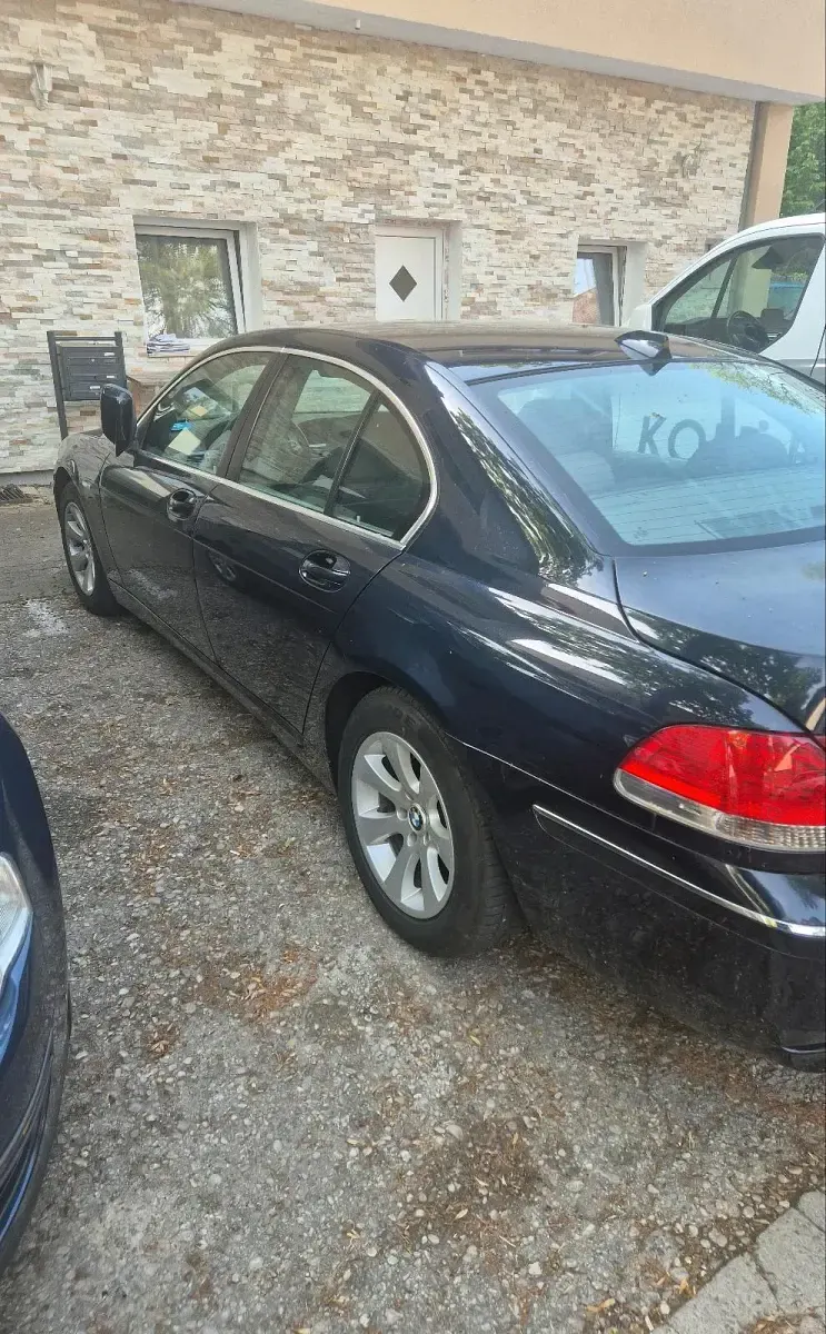 Gebraucht BMW 730 218 PS (160 kW) 2006 Blau Limousine