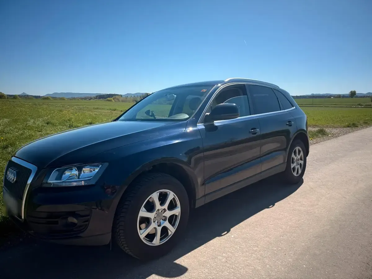 Second-hand Audi Q5 170 CP (125 kW) 2010 Albastru SUV