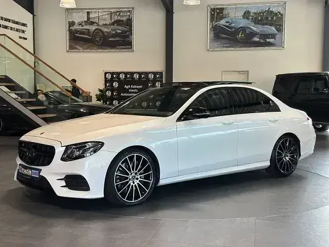 Usata Mercedes E400 441 CV (324 kW) 2019 Bianco Berlina
